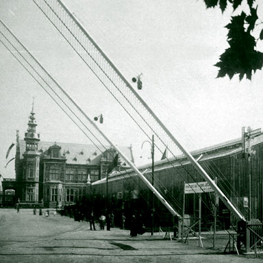Belgisch nationaal paviljoen en spoorwegovergang, 1906 | Varischi & Artico (Alinari Museum)