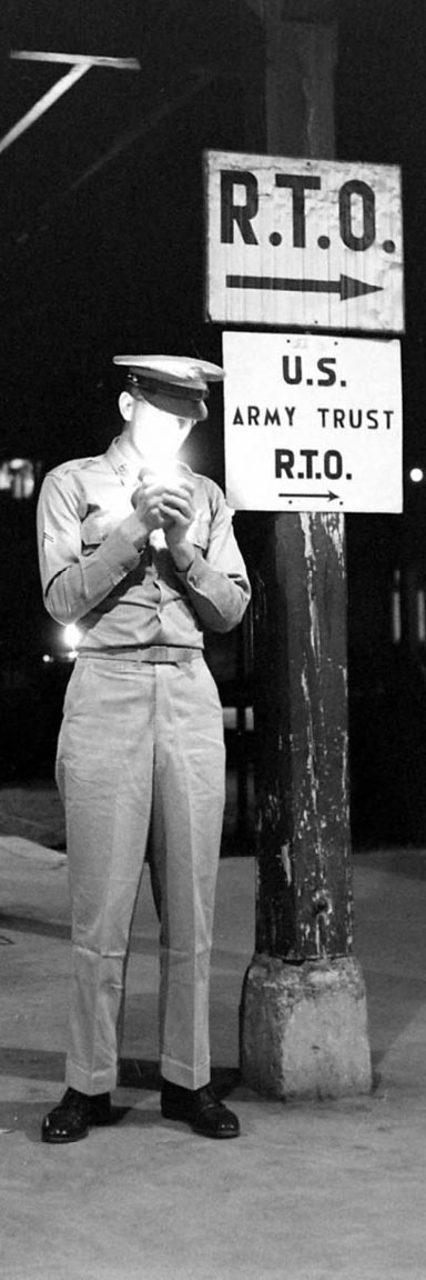 Amerikaanse soldaat van de TRUST R.T.O. | Foto: Jack Birns, 1950