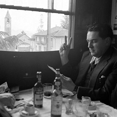 Vanuit de trein bij Baveno | Foto: Jack Birns, 1950