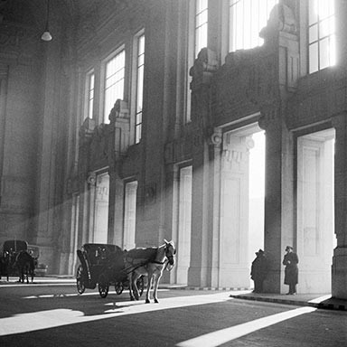 Rijtuigengalerij station Milaan, 1936 | Foto: Willem van de Poll/Nationaal Archief CC-BY-SA