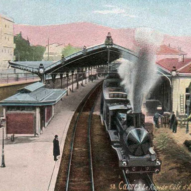 Ansichtkaart station Cannes met expresstrein, ca. 1905 | Aqua Photo (coll. Arjan den Boer)